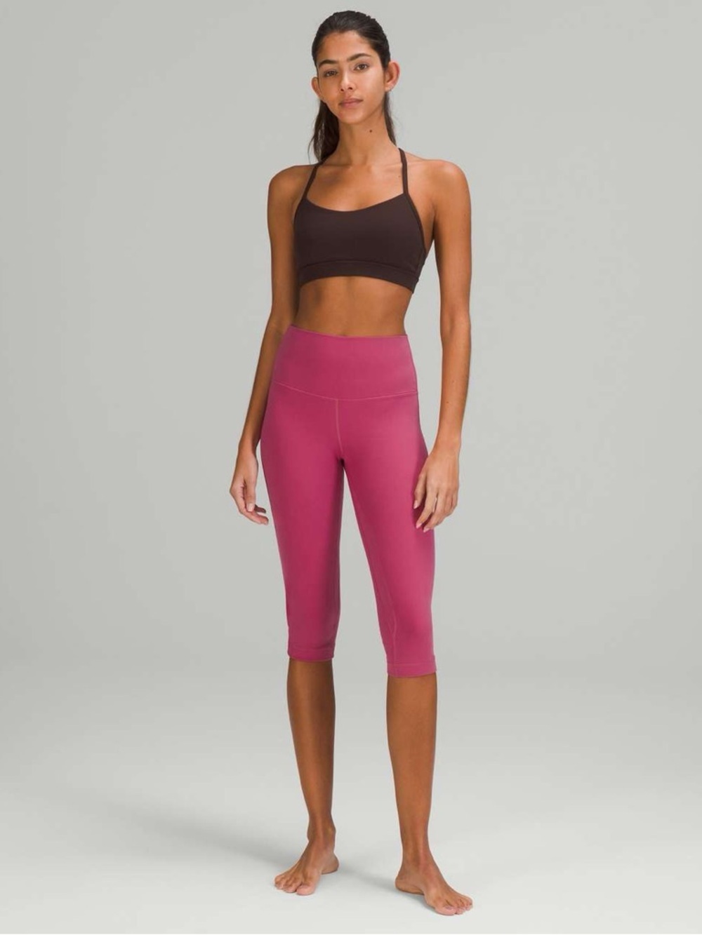 Lululemon Align High-Rise Crop 17"
Pink Lychee size 6